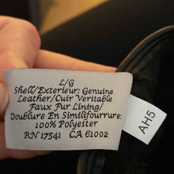 Black, she’ll genuine leather with faux fur and polyester - Picture 4 of 4